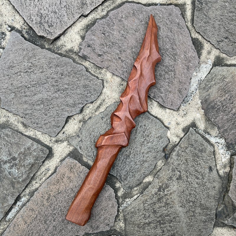 我販劍　妖刀　初刀魚　手工木劍藝術木刀　煉器短刀匕首魔劍紙鎮 - 擺飾/家飾品 - 木頭 咖啡色