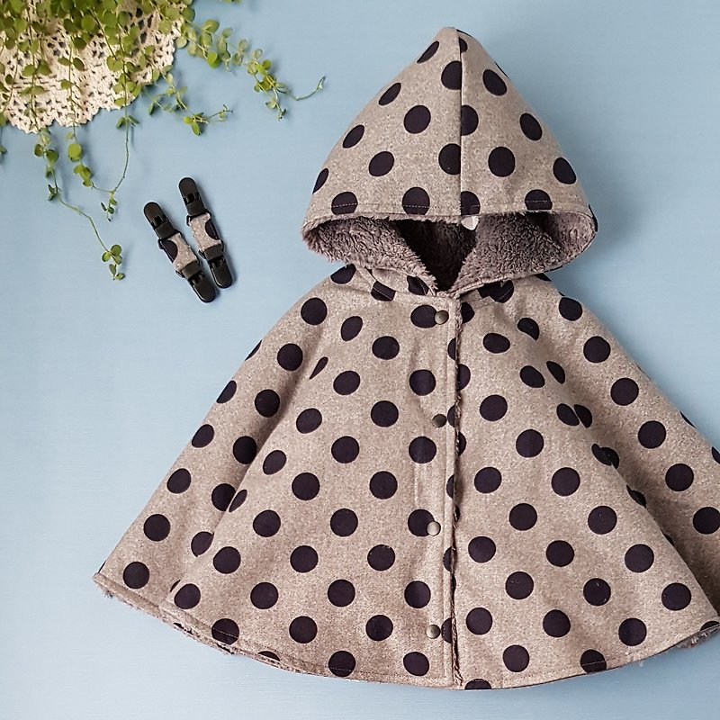 Temperament gray Pupu wind handmade cloak warm thick plush double-sided wear double-headed clip can be used as a sling hood - Coats - Cotton & Hemp Gray