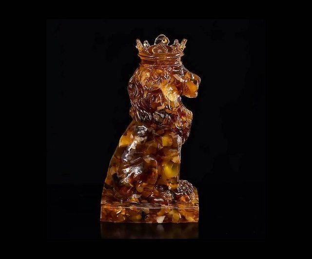 中国　琥珀彫刻　山水人物文　置物　N　3624 琥珀とブロンズの雄牛の彫刻|琥珀のお土産ギフト|琥珀の雄牛の