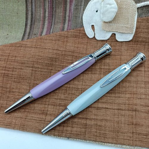 美品 ぺんてる 50周年記念 SILVER ボールペン 木箱入り 美品 ぺんてる 50周年記念 SILVER ボールペン 木箱入り 美品 ぺんてる