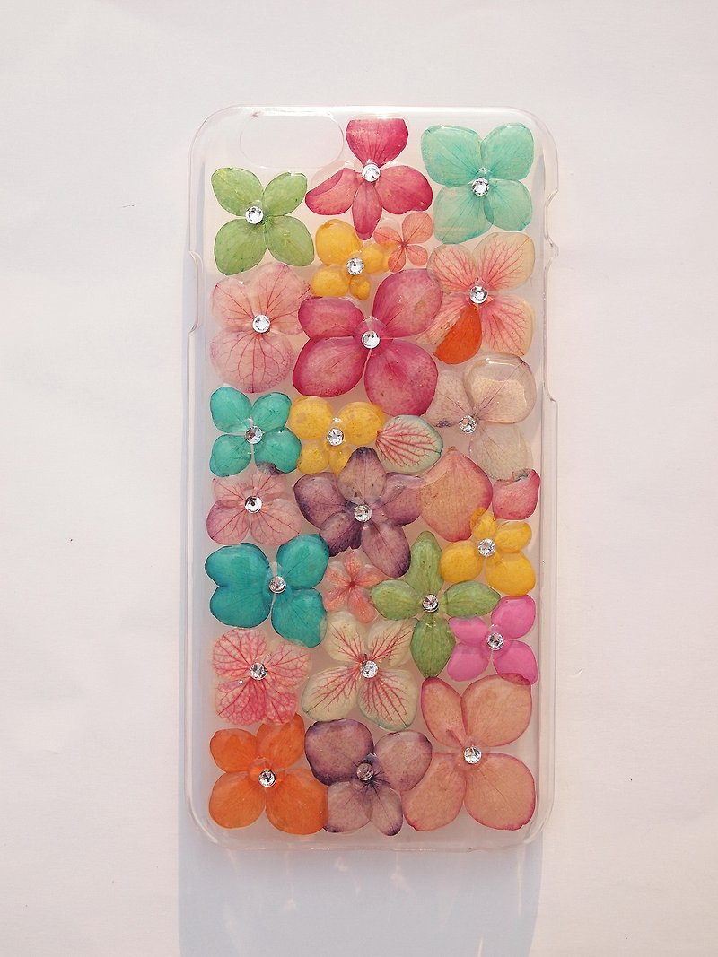 Handmade phone case, Pressed flowers phone case,iphone 6, Colorful Hydrangea - เคส/ซองมือถือ - กระดาษ หลากหลายสี