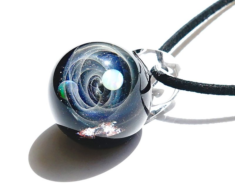 Mysterious microcosm world 2 kinds of opal, meteorite ver 2 glass pendant universe - Necklaces - Glass Blue