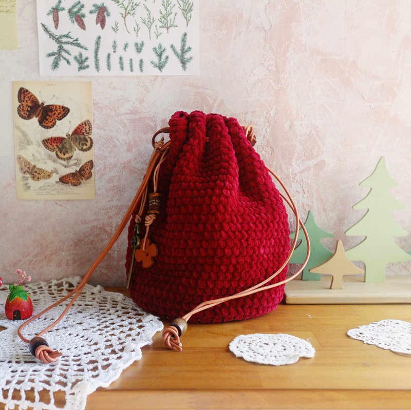 【完售】Handmade手工編織/絨毛線編織手提包/肩背包/兩用/水桶包 - 手提包/手提袋 - 其他材質 紅色