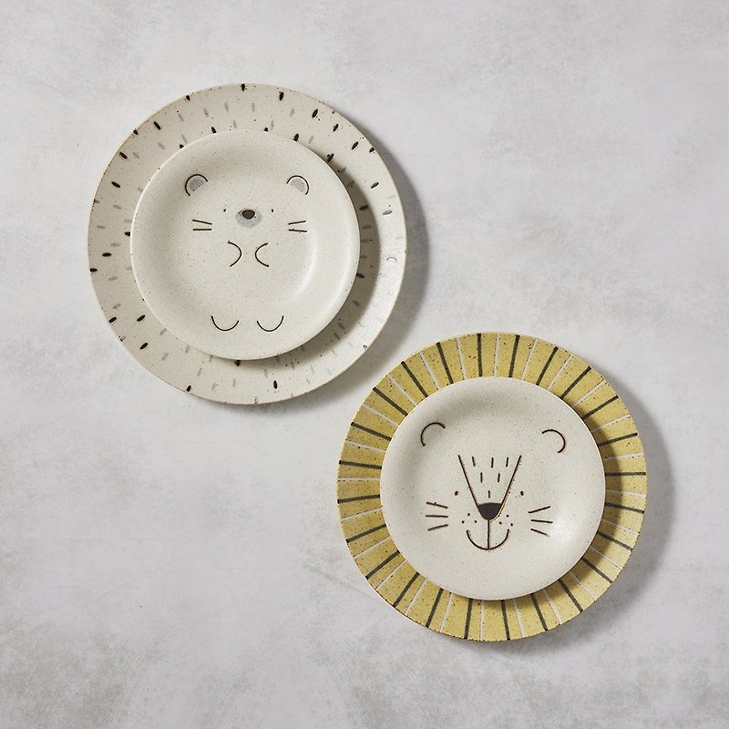 Japanese Mino Yaki-Lion and Hedgehog Dinner Plate-Gift Set (4 pieces)