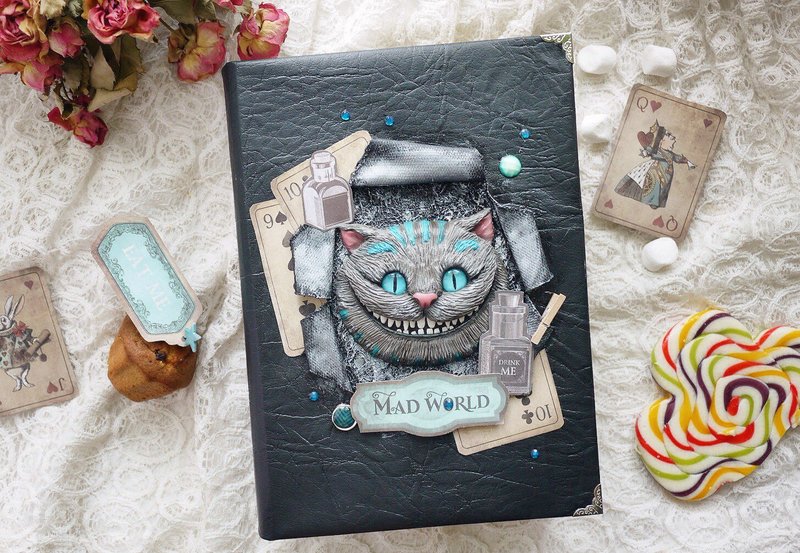 Black handmade diary with Cheshire cat, Polymer clay journal Alice in Wonderland - 筆記本/手帳 - 其他材質 黑色