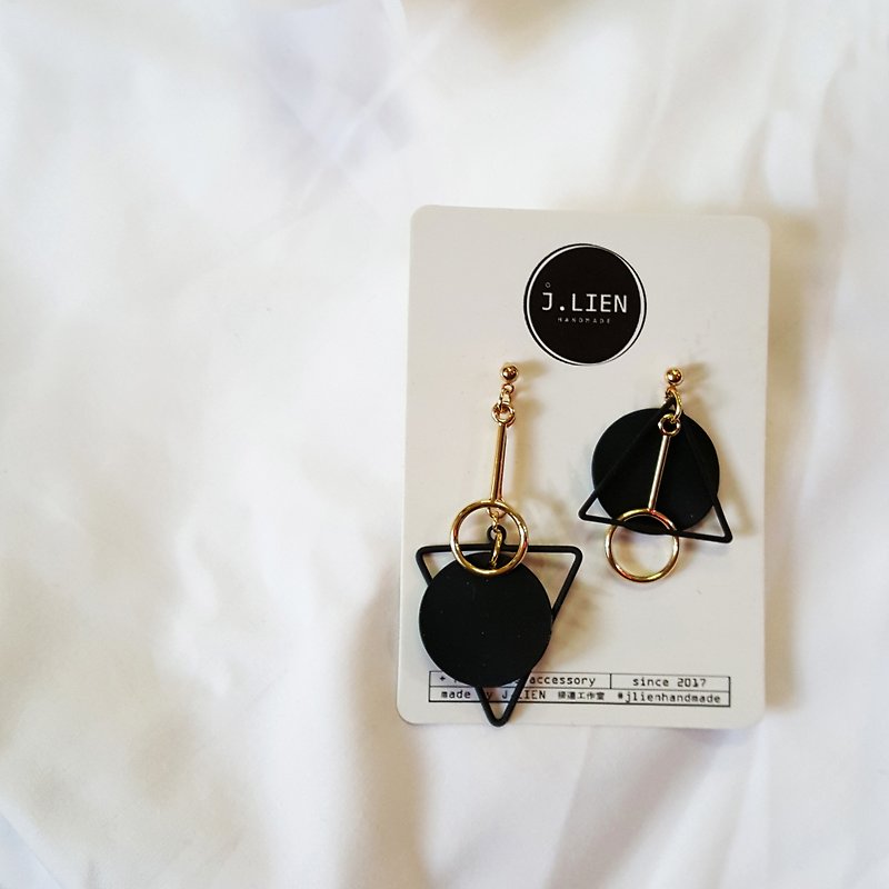 Geometry Thinking Series - uneven bars (individual black) ear pin / ear clip handmade earrings Korea direct delivery