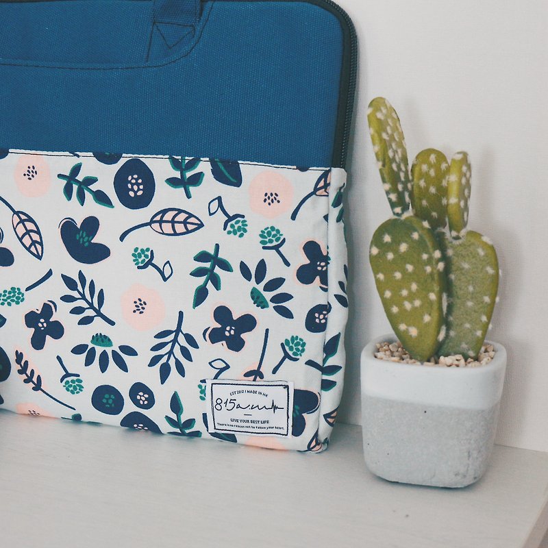 (15-16 inches) Blooming flowers-color-blocked fabric laptop bag/ 815a.m - Laptop Bags - Cotton & Hemp Blue