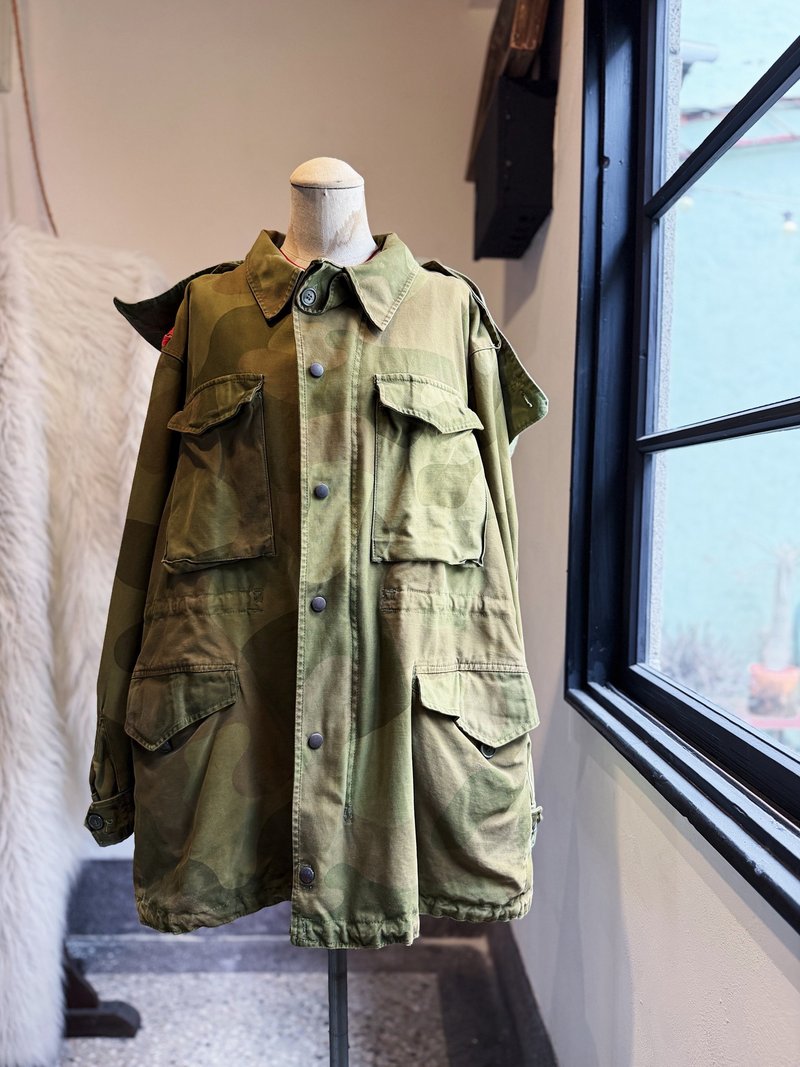 挪威森林野戰 古著全迷彩軍外套 帽可拆 男女可 oversize - 男夾克/外套 - 棉．麻 多色