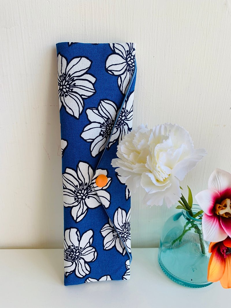 Wenqingfeng environmentally friendly chopsticks bag amorous blue hand-made tableware bags. Exchange gifts
