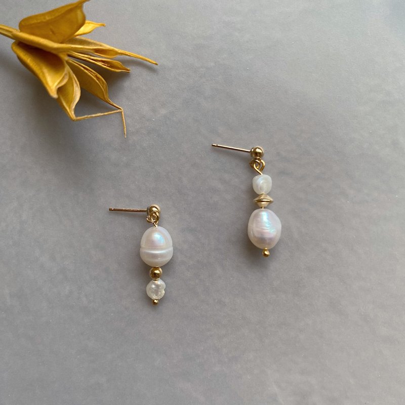 14K gold-packed pearl earrings_CookieAnn 14KGF earrings - Earrings & Clip-ons - Pearl White