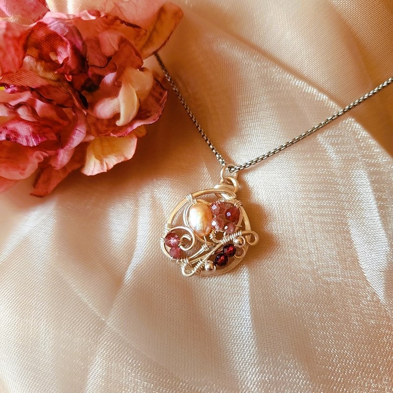 慕蝶-石榴石 草莓晶 珍珠 浪漫永恆 金屬線編織項鍊 - 項鍊 - 半寶石 粉紅色