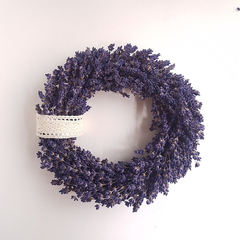 Picking up flowers - British blue lavender fragrance hand tied wreath - ของวางตกแต่ง - พืช/ดอกไม้ สีน้ำเงิน