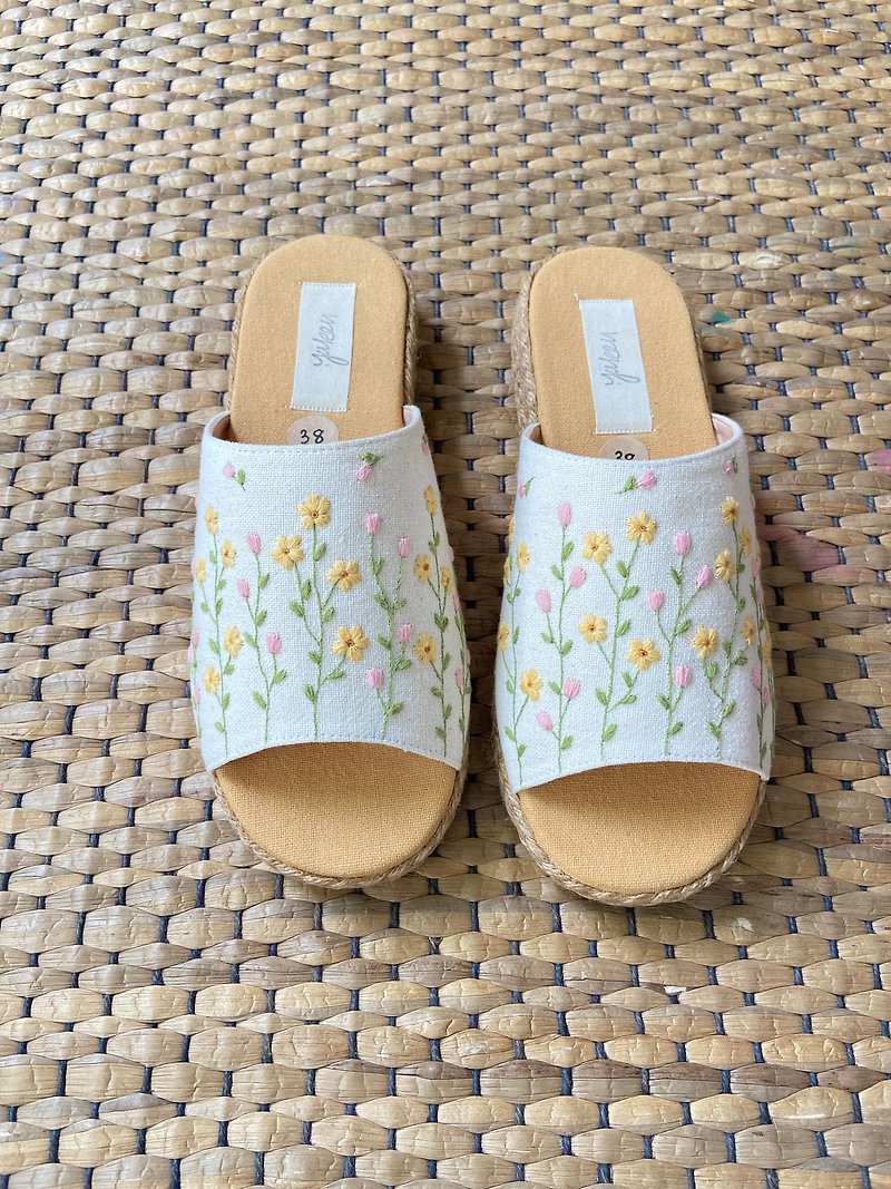 手作りの刺繍靴 - スリッポン - コットン・麻 ホワイト