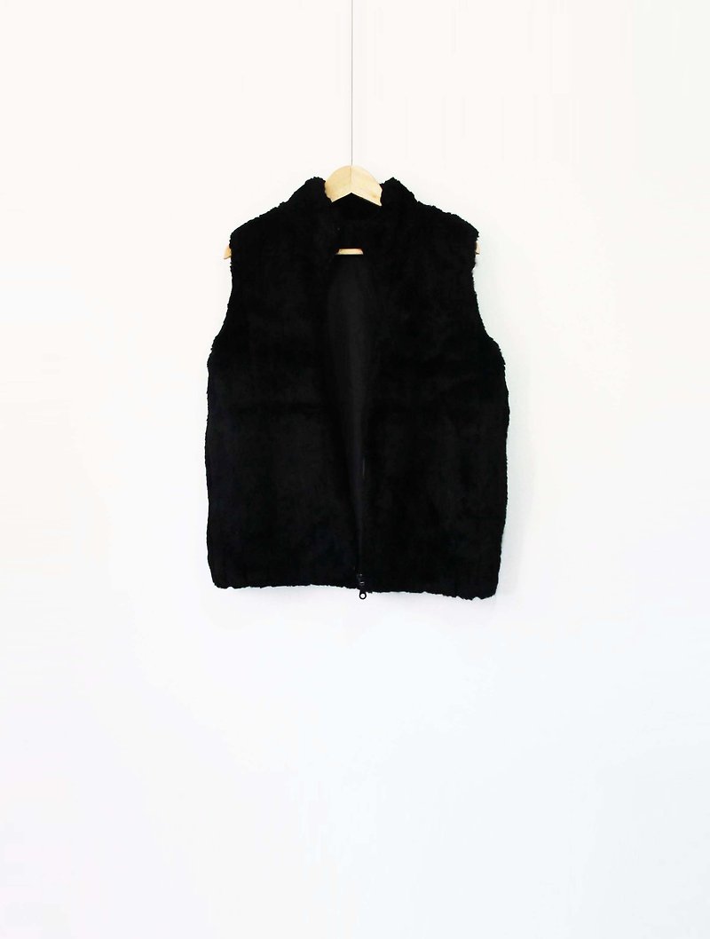 Wahr_ soft warm furry vest - Women's Vests - Other Materials 