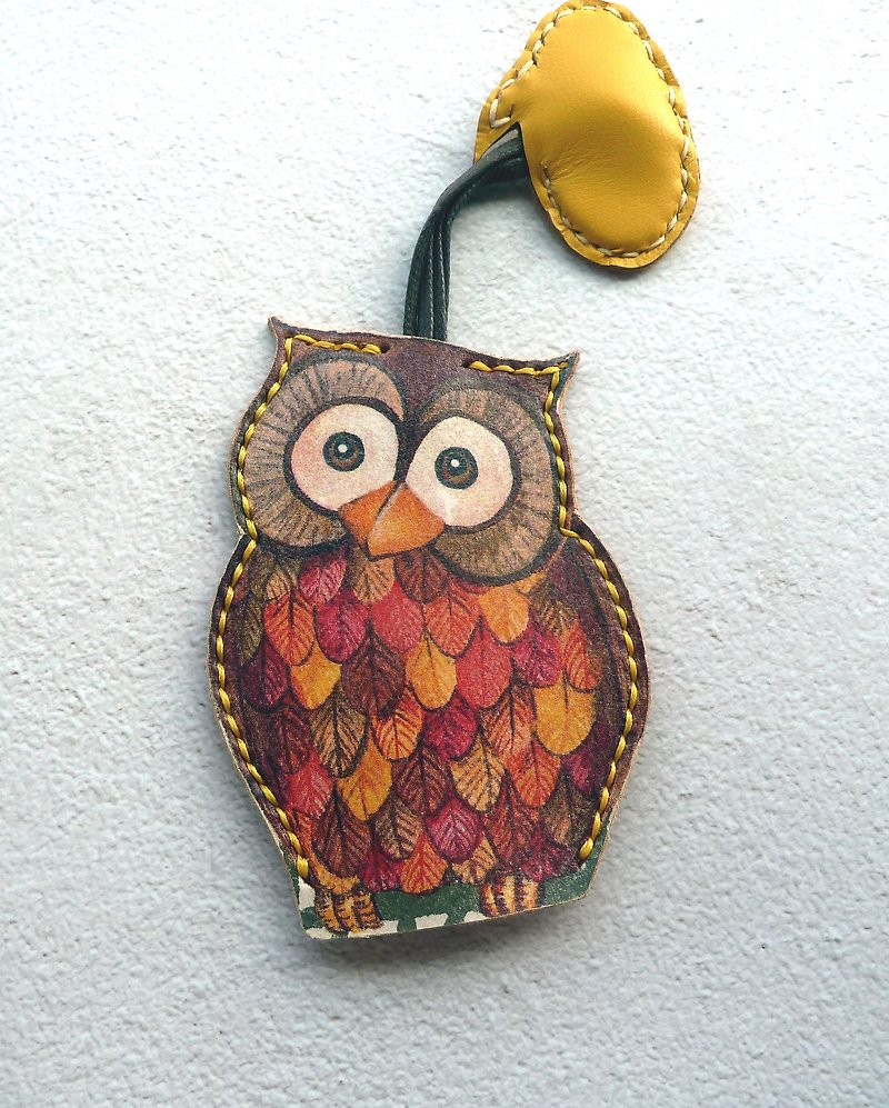 Owl hand-stitched leather key case