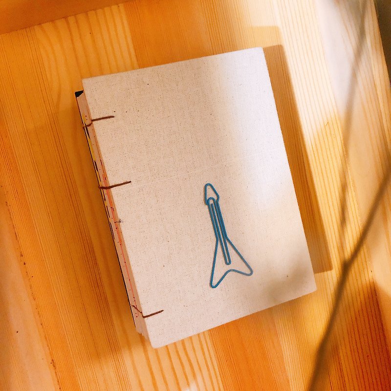 Rocker - Paper Clip Design Handmade Journal Book - สมุดบันทึก/สมุดปฏิทิน - กระดาษ 