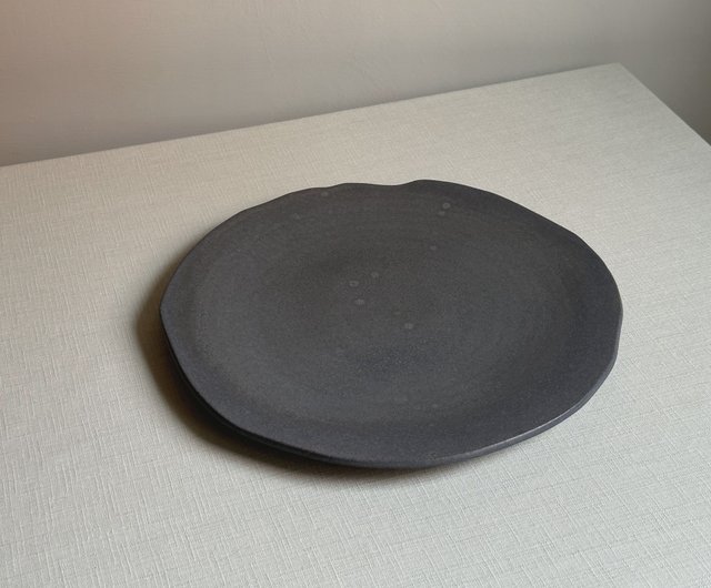 グレー 陶器 浅い皿