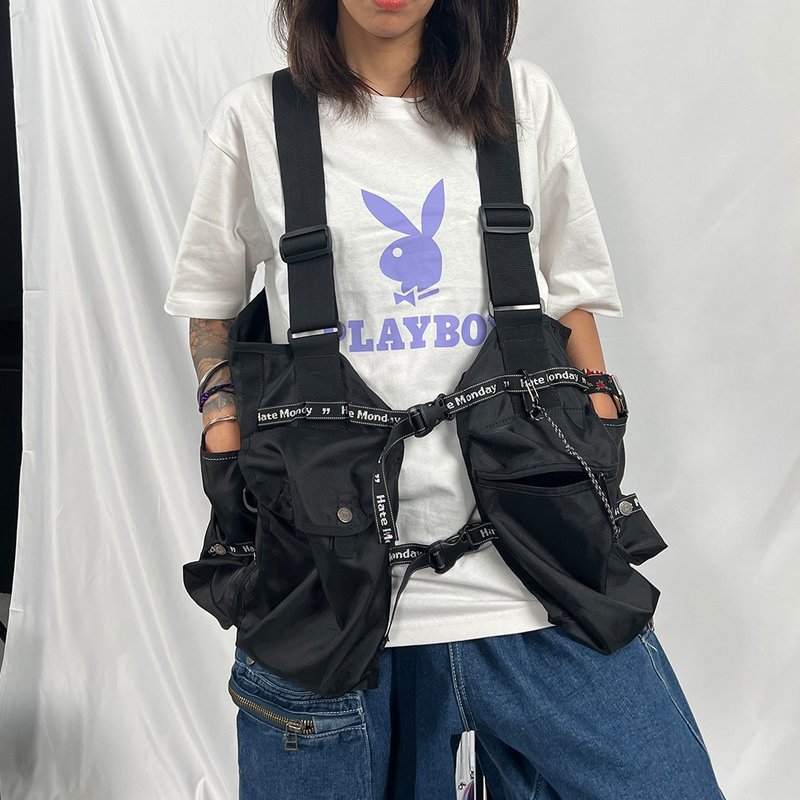 Hate Monday'' X PLAYBOY - 短袖TEE(PBHM-T01) - 帽T/大學T - 棉．麻 銀色
