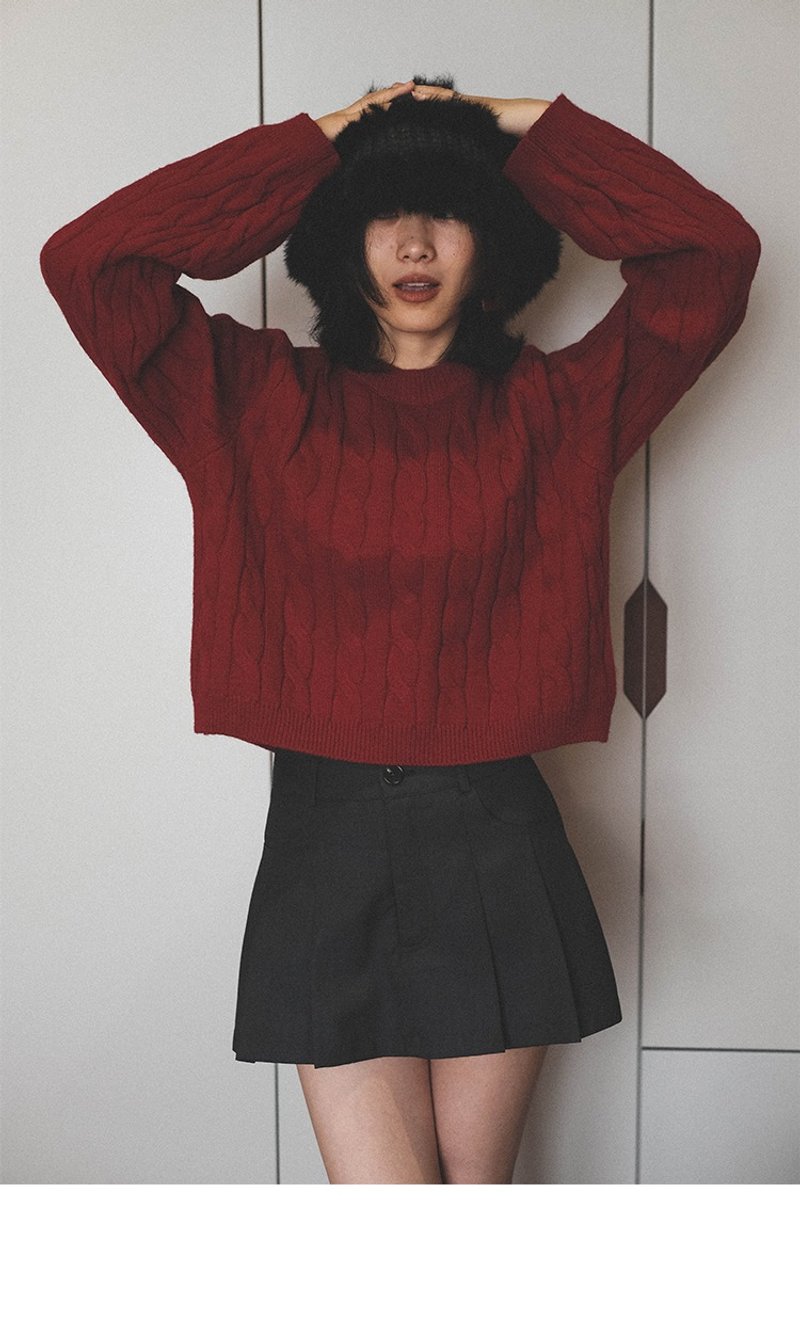 Vintage crew neck long sleeve sweater - เสื้อผู้หญิง - วัสดุอื่นๆ 