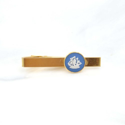 Wedgwood outlets Gold plated Nautical tie pin