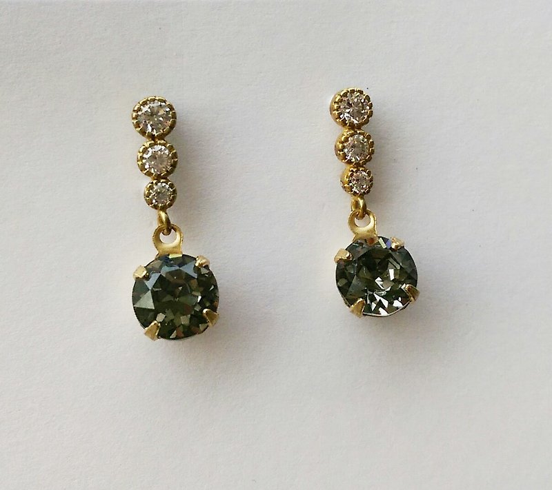 Iron gray glass CZ earrings pin - Earrings & Clip-ons - Gemstone 
