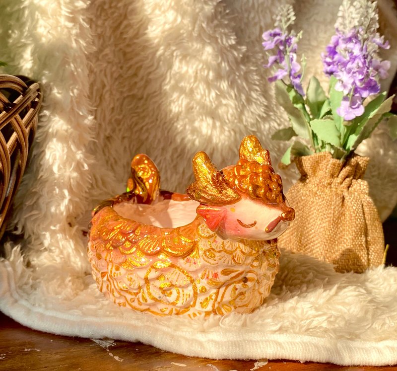 Handmade Dragon Planter - handcrafted dragon pottery with drainage hole - 花瓶/花器 - 陶 金色