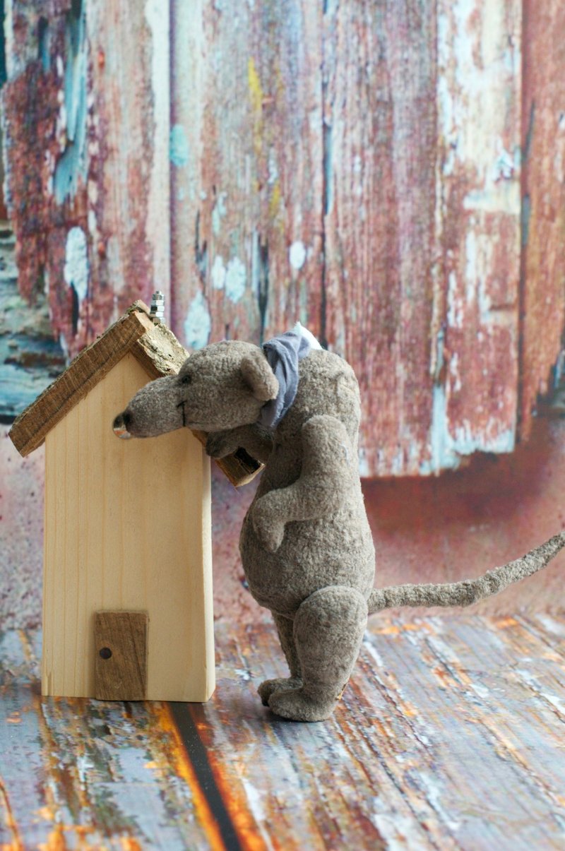 Street Teddy Rat created with vintage plush - 玩偶/公仔 - 其他材質 灰色