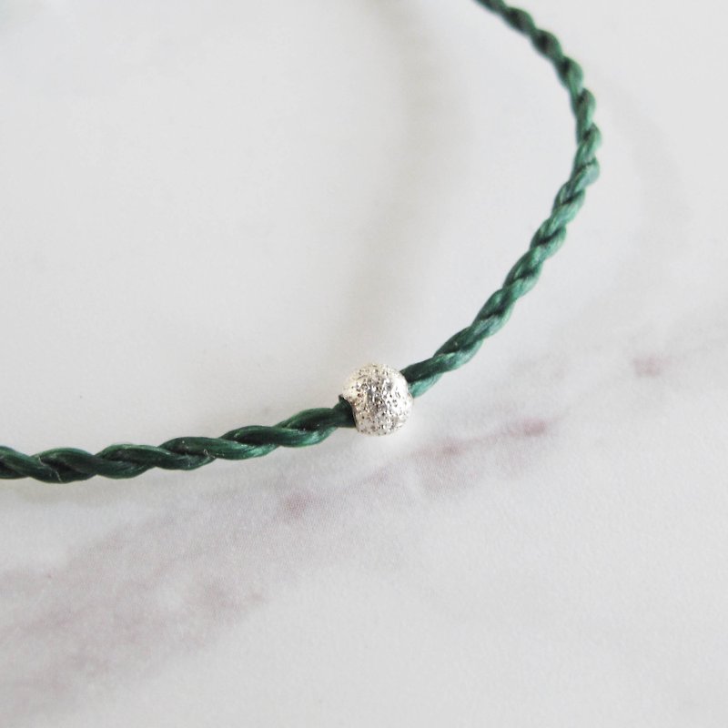 大员囡仔[Handmade] Snowflake Silver Beads × Wax Rope Bracelet Peach Redline - Bracelets - Sterling Silver White