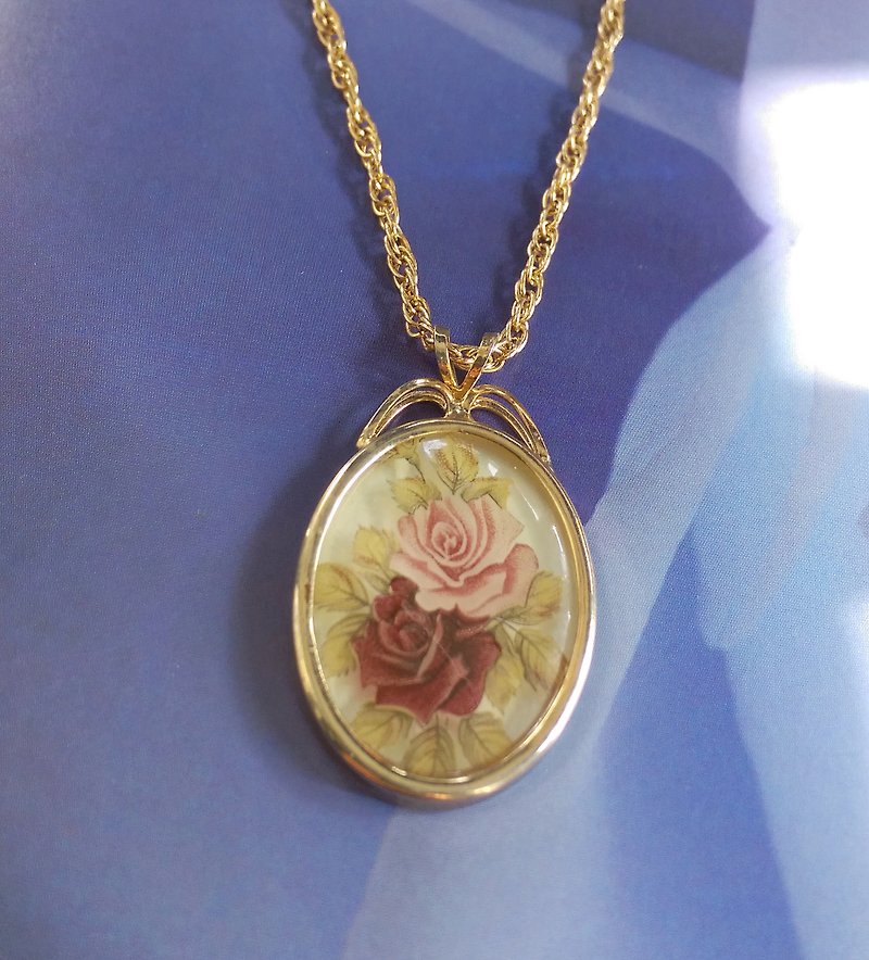 【西洋古董飾品】玫瑰花 優雅 秀氣  項鍊 - 項鍊 - 其他金屬 金色