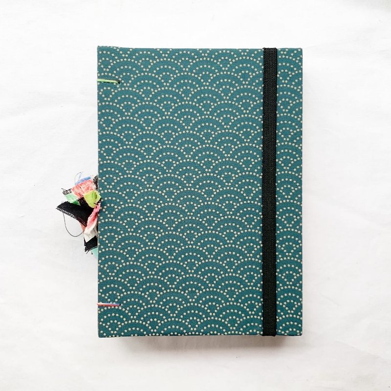 the wave BLUE - A6 Handmade Journal Book - สมุดบันทึก/สมุดปฏิทิน - กระดาษ 
