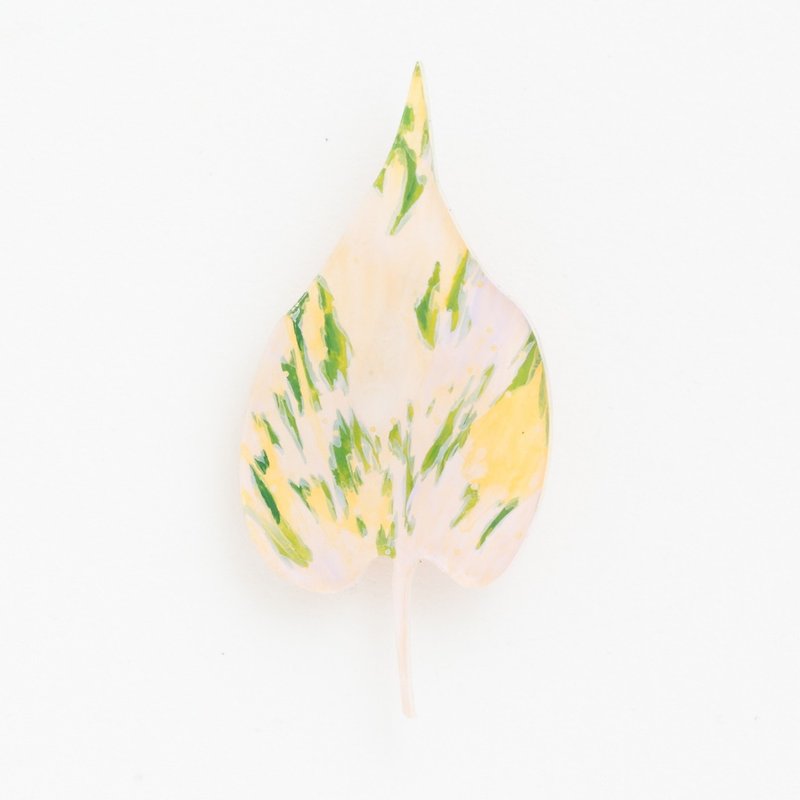 Copy picture brooch [leaf] - Brooches - Acrylic Pink