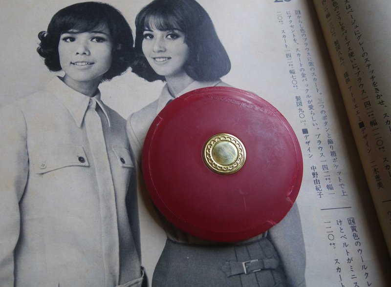【老時光 OLD-TIME】早期日本隨身鏡 - 擺飾/家飾品 - 其他材質 