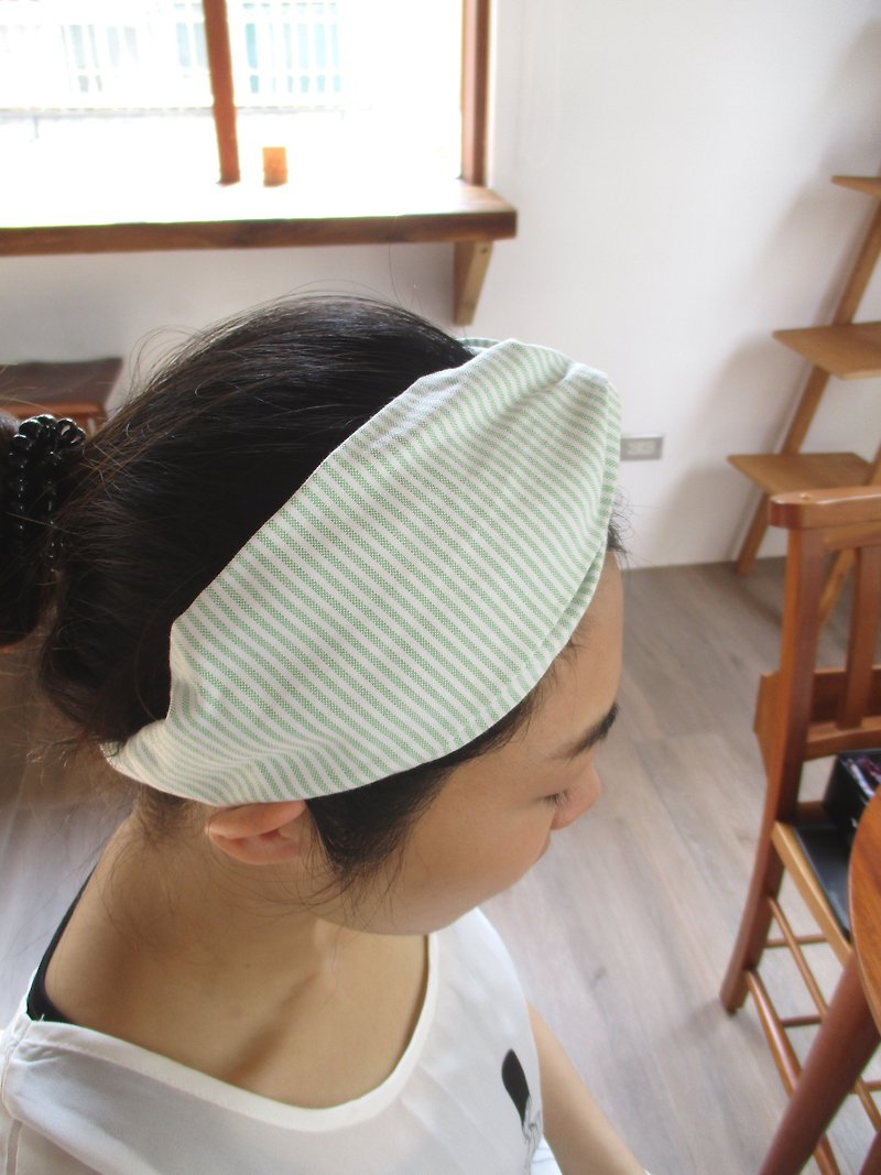 Cross hair band (elastic handmade) - line travel - White / Light Green - เครื่องประดับผม - ผ้าฝ้าย/ผ้าลินิน สีเขียว