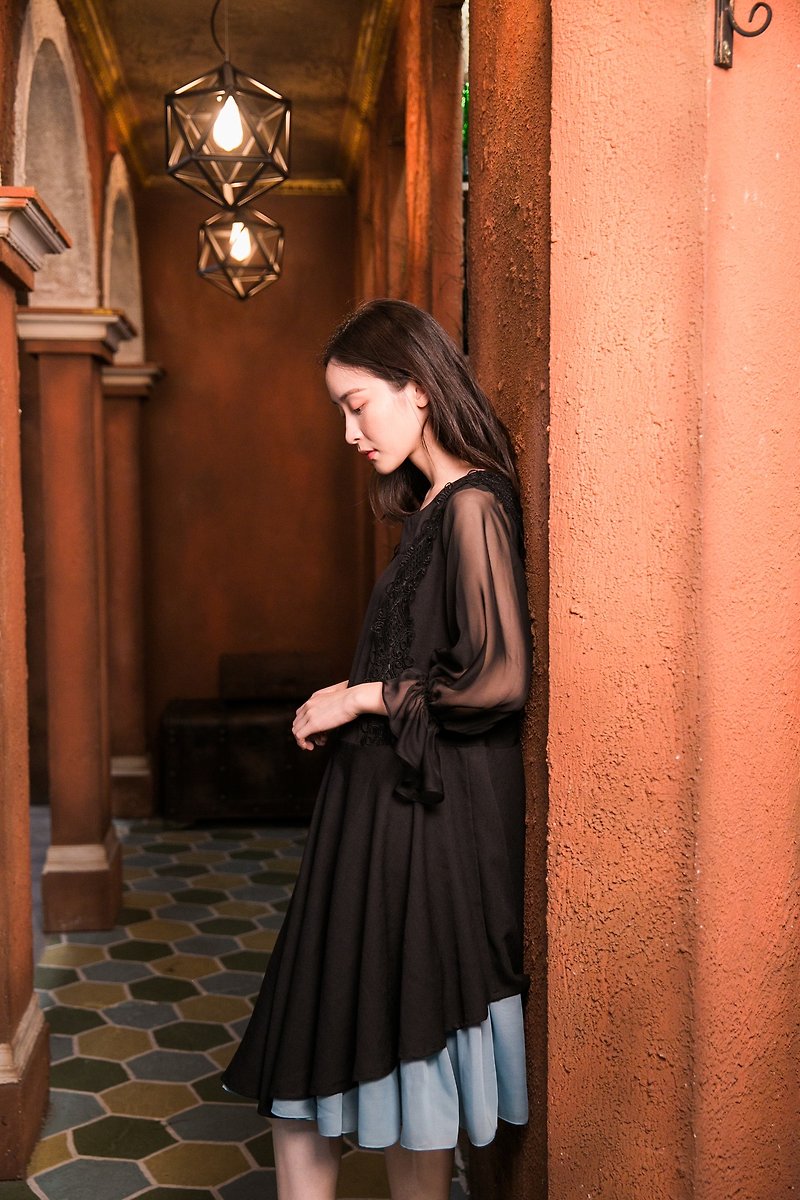 棉．麻 洋裝/連身裙 黑色 - 馬克的優雅行走 雪紡寬版刺繡洋裝
