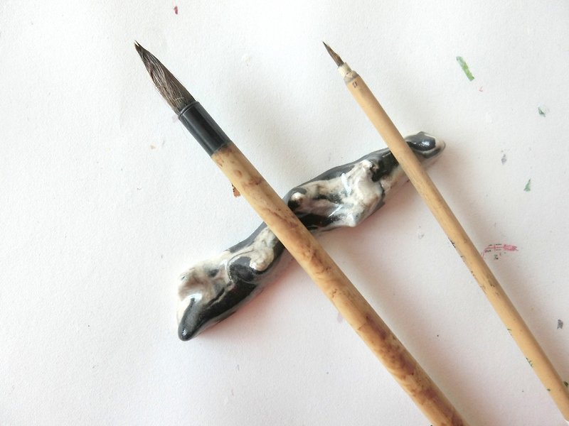 Ceramic Pen Holder / chopstick holder - black/ white/ Marble/ Hill/ Mountain/ Writing tools/ Painting tools/ Drawing Tools/ Chinese/ Painting - Pen & Pencil Holders - Pottery Black