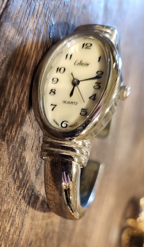 蘇妃古董秘室 Collezio 設計師風格石英銀色手錶全新電池【情人節禮物】
