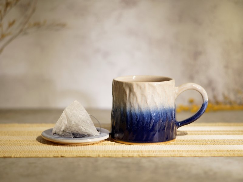 Blue and White Jumping Knife Yamagata Cup-About 330ml, Coffee Cup, Tea Cup, Mug, Water Cup, Yamagata Cup