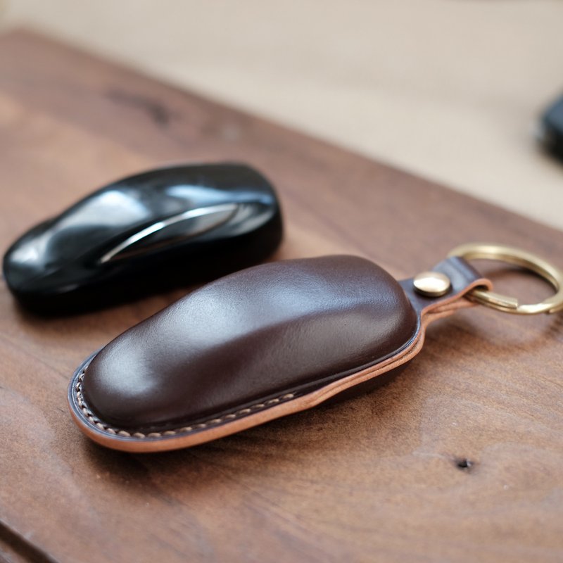 Shape it  | Handmade Leather tesla model x  key Case.Car Key Holder