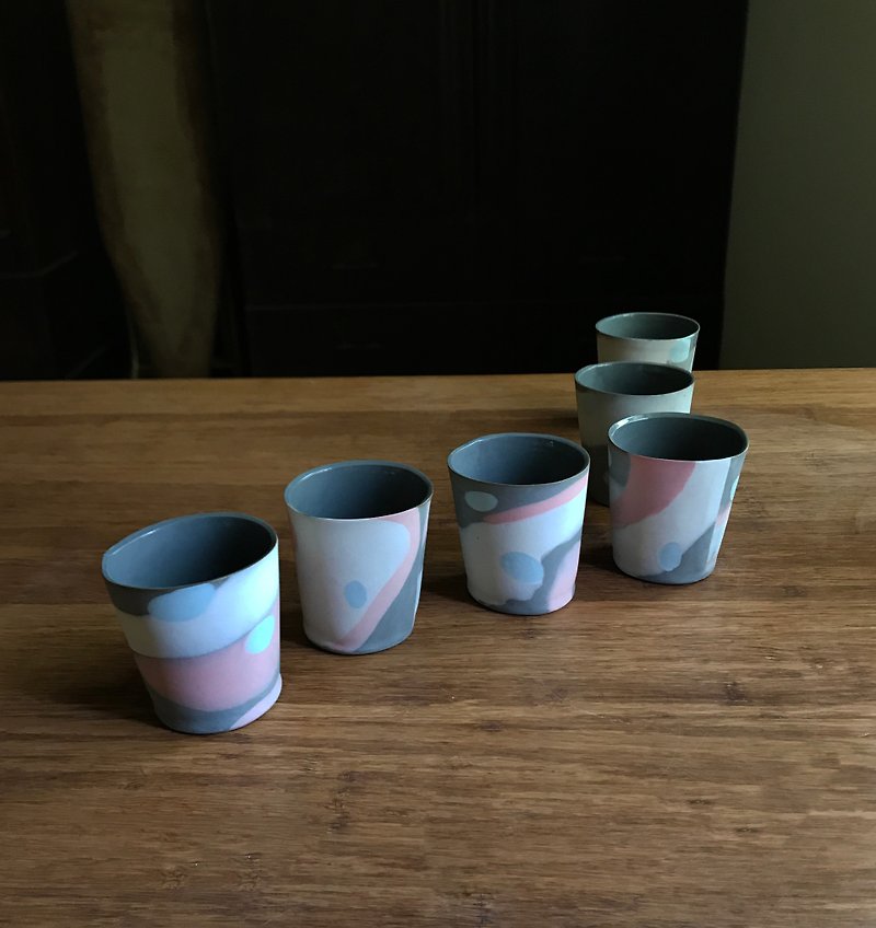 ピンクのコラージュ小さなティーカップ/ワイングラス - グラス・コップ - 磁器 