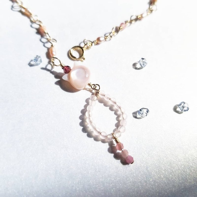 Princess of Cat: Pink meow Charm w/ Pearl & Gems Bracelet (14kgf/hk/meow/Shell) - Bracelets - Semi-Precious Stones Pink