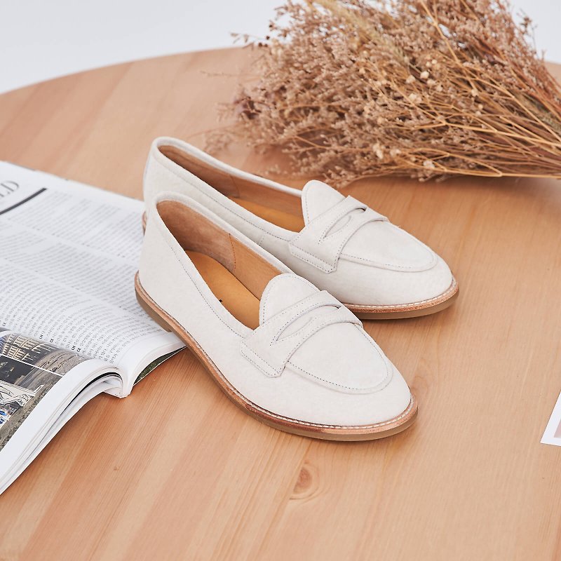 [Looking back to meet each other] Waterproof and stain-resistant genuine leather Penny loafers_catkin white (24.5-25.5) - รองเท้าอ็อกฟอร์ดผู้หญิง - หนังแท้ ขาว