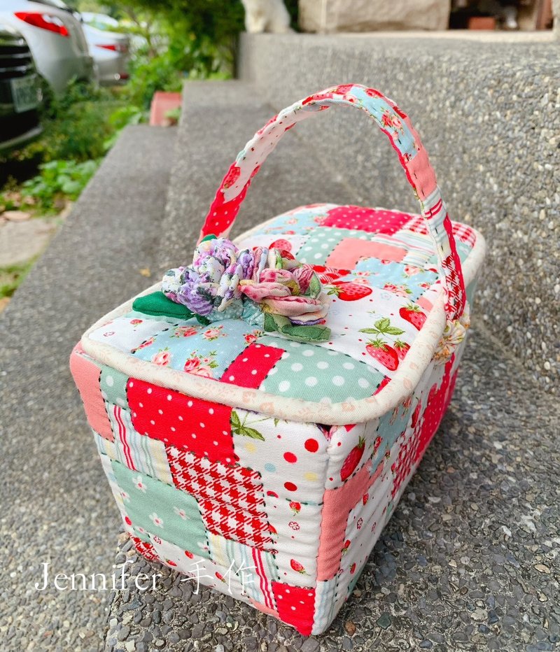 Shaped floral cloth box, storage box - Toiletry Bags & Pouches - Cotton & Hemp 