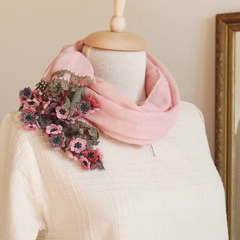 OYA crochet Flower shawl- Wild flower- Powder pink - Scarves - Cotton & Hemp Pink
