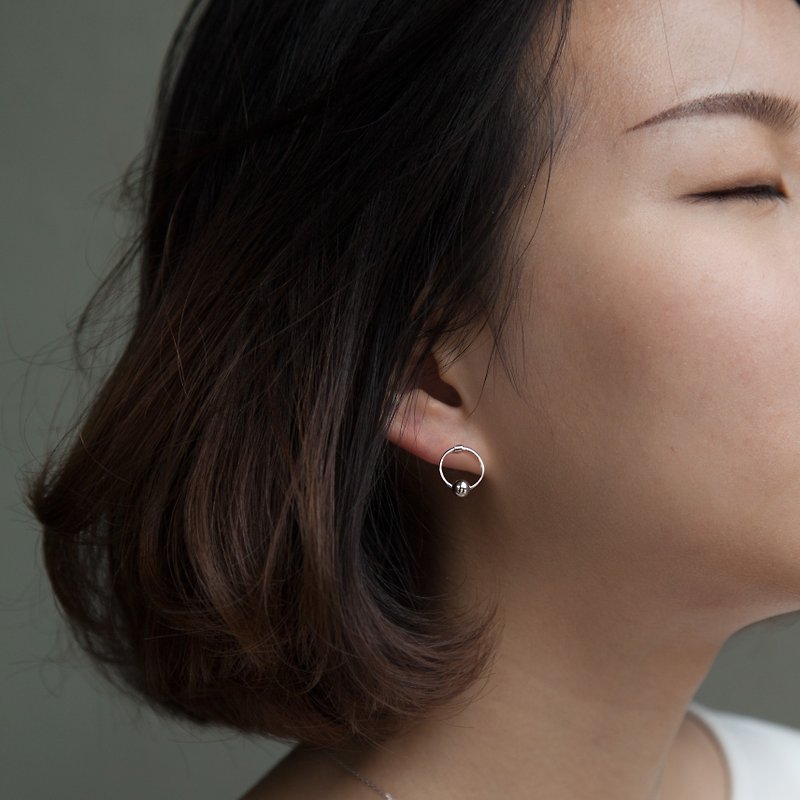 Surround sterling silver ball earrings | Simple sterling silver | Features. All-match. Texture - ต่างหู - เงินแท้ 