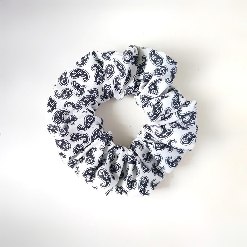 Cashew Flower Large Intestine Hair Ring - Hair Accessories - Cotton & Hemp Black