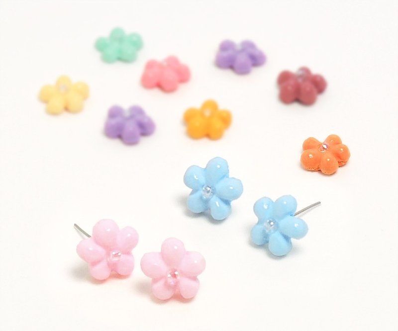 Ear pins/ear clips in the garden (9 colors available) - Earrings & Clip-ons - Clay Multicolor