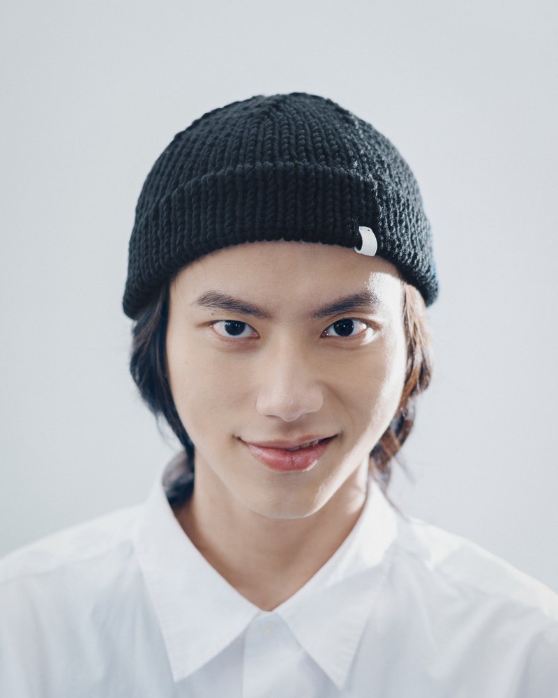 K011 手工編織超短圓頂毛帽水兵帽－黑 - 帽 - 棉．麻 黑色