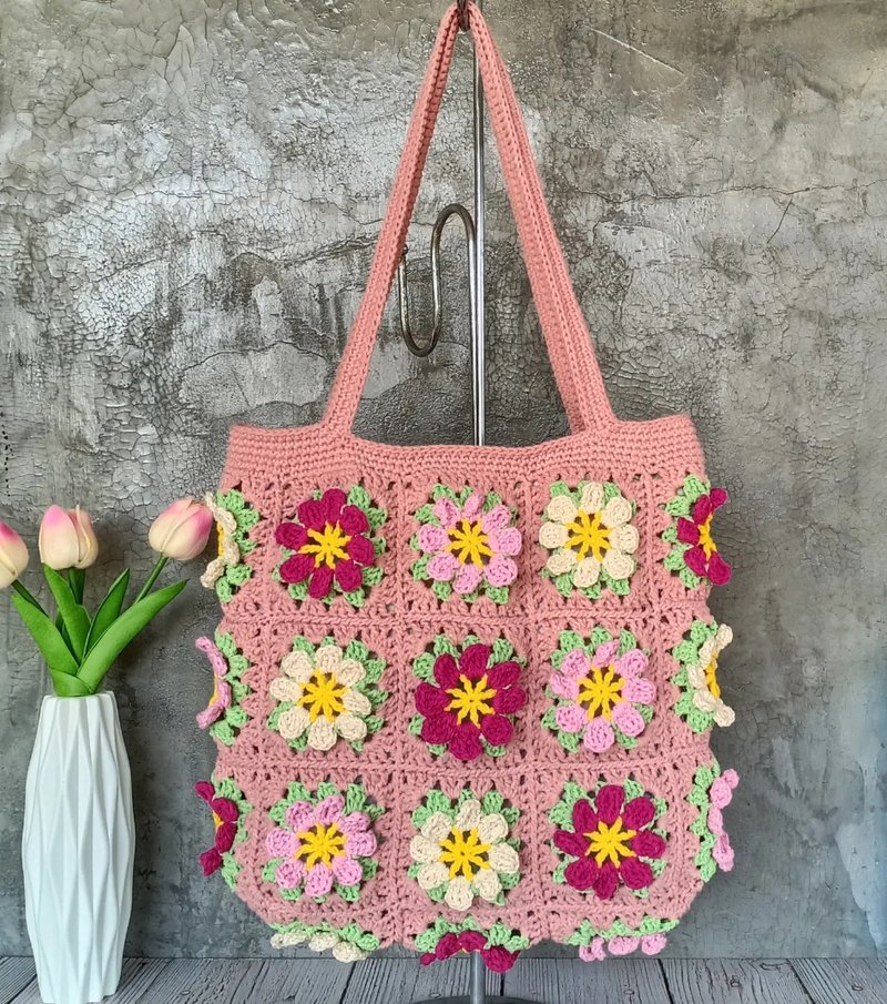 กระเป๋าถักเชือกฟอก ทรงGranny Square flowers - กระเป๋าถือ - ผ้าฝ้าย/ผ้าลินิน 