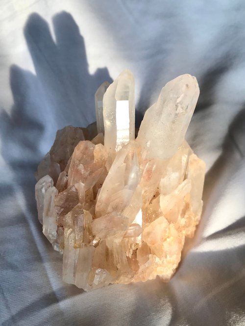 Could9Crystal 白水晶簇 粉紅色 透閃亮 彩虹 白晶 水晶原礦 天然原石 水晶 quar