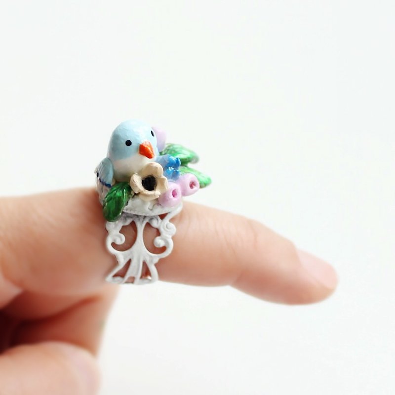 Finger Garden - Bird & Flowers handmade ring - แหวนทั่วไป - ดินเผา ขาว